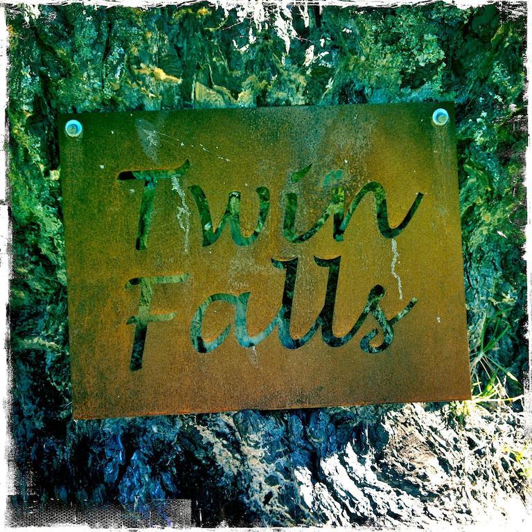 Twin Falls Bush Cottages Fitzroy Falls Kamer foto